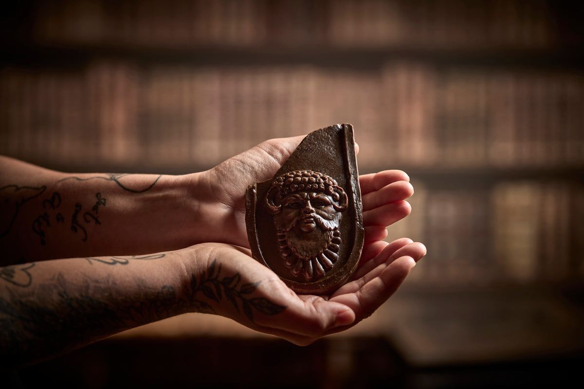 Chocolate Roman Lappet